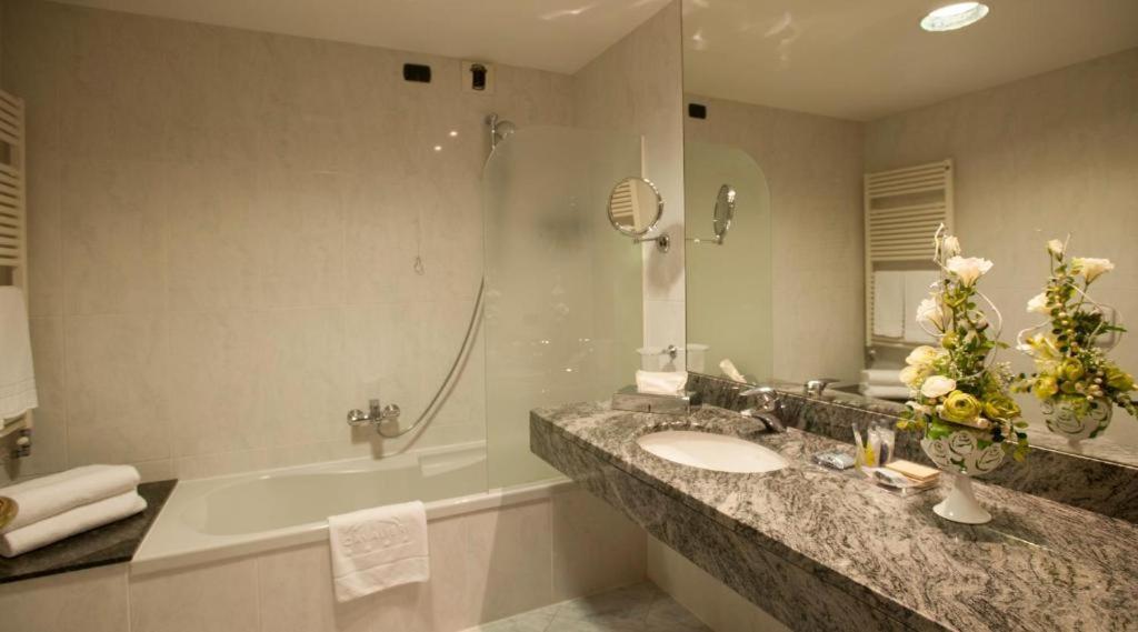 Phi Hotel Cavalieri 布拉 外观 照片
