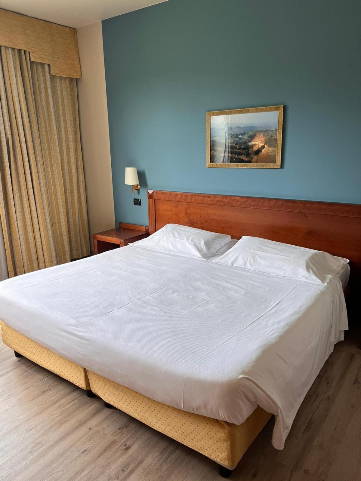 Phi Hotel Cavalieri 布拉 外观 照片