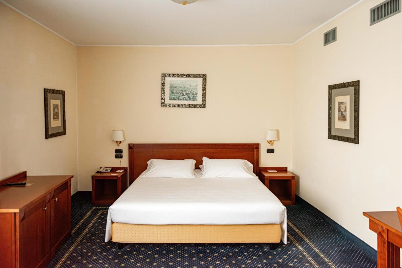 Phi Hotel Cavalieri 布拉 外观 照片